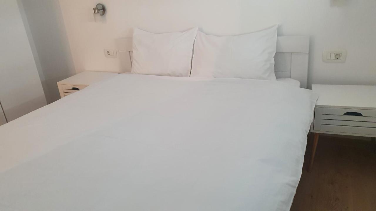 Apartmani Begovic Bar Exteriör bild